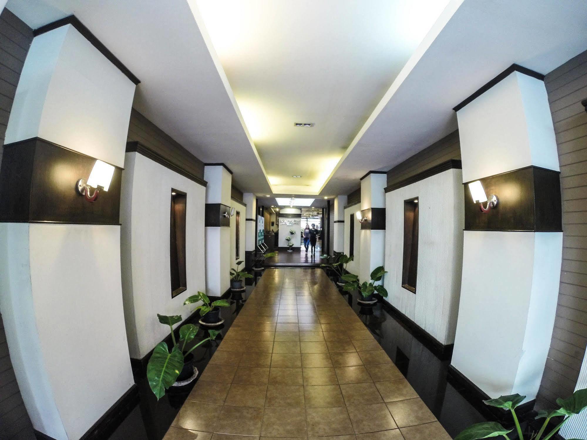 Khaosan Park Resort Bangkok Luaran gambar
